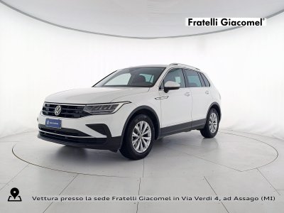 Auto Volkswagen Tiguan 1.5 tsi life 150cv dsg usata in vendita presso concessionaria Fratelli Giacomel a 26.900 &euro; - foto numero 1