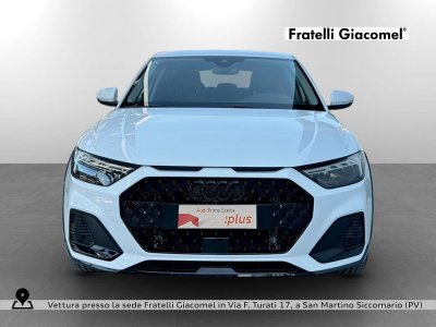 Auto Audi A1 allstreet 30 1.0 tfsi business 110cv s tronic usata in vendita presso concessionaria Fratelli Giacomel a 23.900 &euro; - foto numero 2